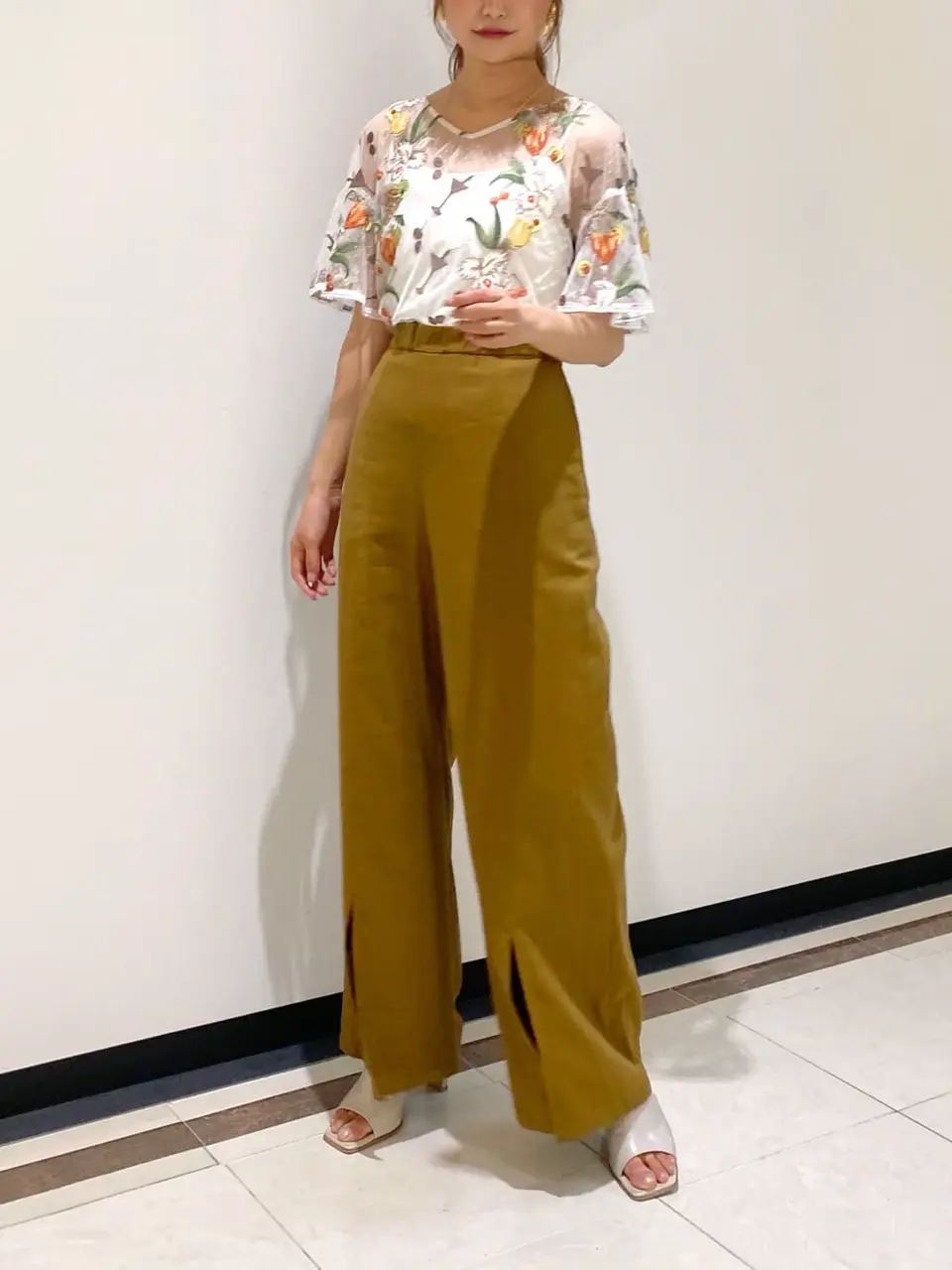 GRACE CONTINENTAL MORITA AI コーディネート画像