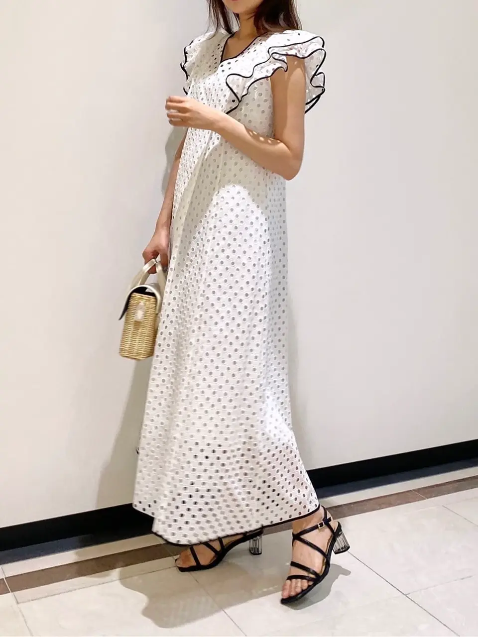 GRACE CONTINENTAL MORITA AI コーディネート画像