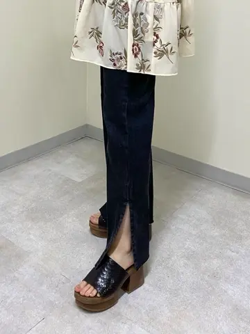 GRACE CONTINENTAL Abe コーディネート画像