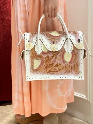 GRACE CONTINENTAL Abe コーディネート画像