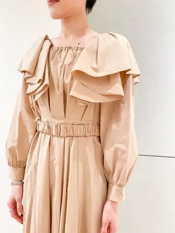 GRACE CONTINENTAL 今野　志保 コーディネート画像