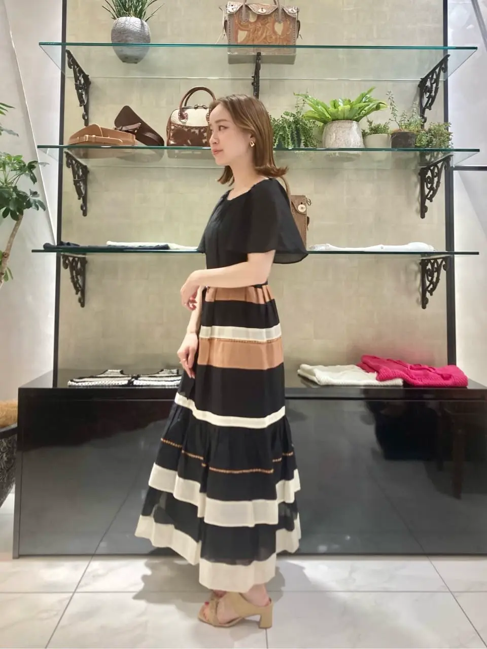 GRACE CONTINENTAL okunaka_desu コーディネート画像