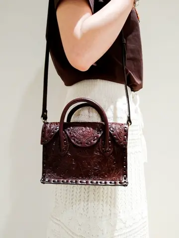 GRACE CONTINENTAL 今野　志保 コーディネート画像