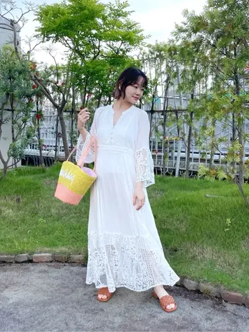 GRACE CONTINENTAL SAYUMI Nagashima コーディネート画像