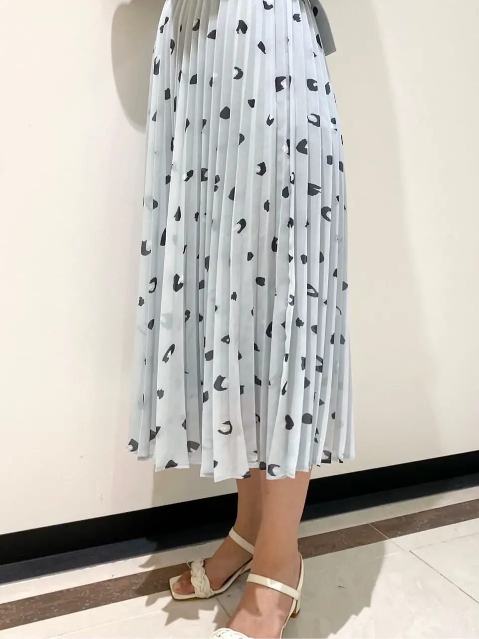 GRACE CONTINENTAL MORITA AI コーディネート画像