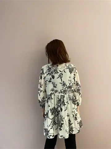 GRACE CONTINENTAL 佐藤　優里香 コーディネート画像