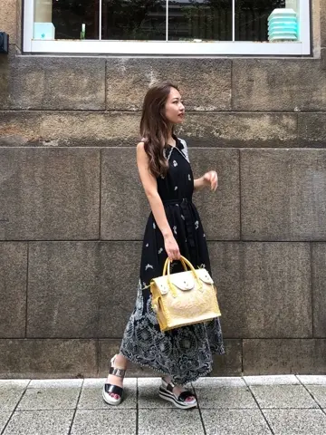 GRACE CONTINENTAL 加藤   恵理奈 コーディネート画像