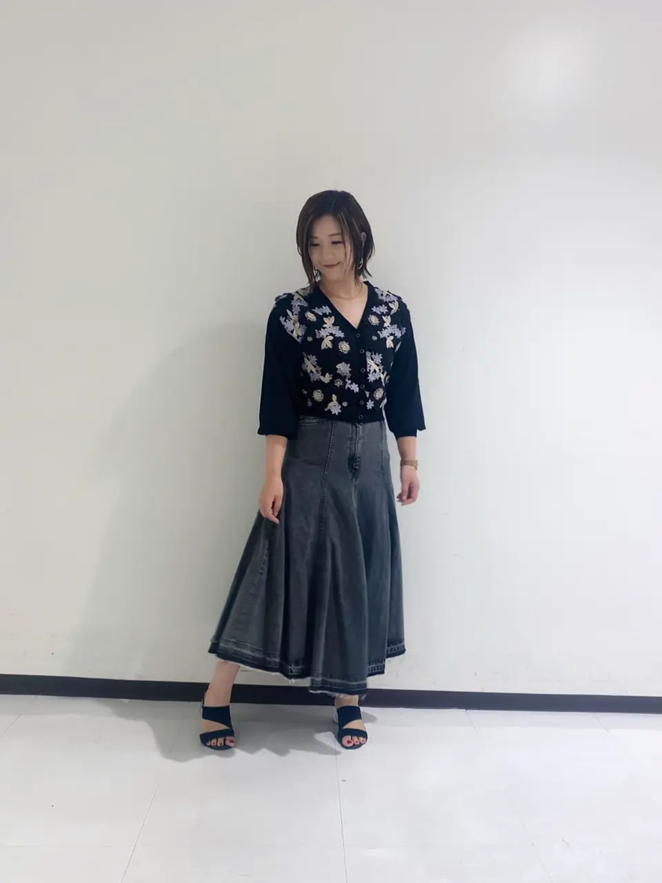 GRACE CONTINENTAL MOMOKO コーディネート画像