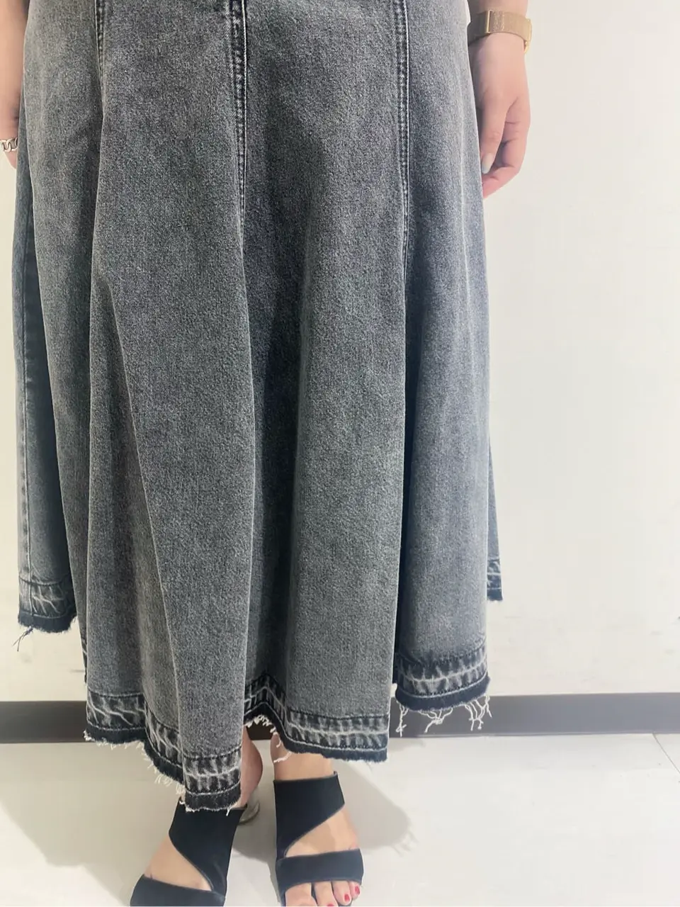 GRACE CONTINENTAL MOMOKO コーディネート画像