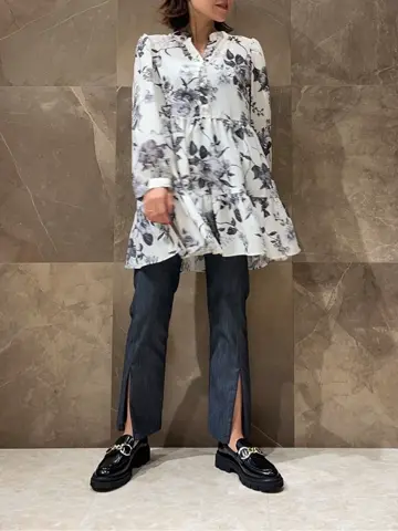 GRACE CONTINENTAL 穐山　香織 コーディネート画像