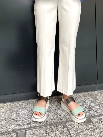 GRACE CONTINENTAL yoshi コーディネート画像