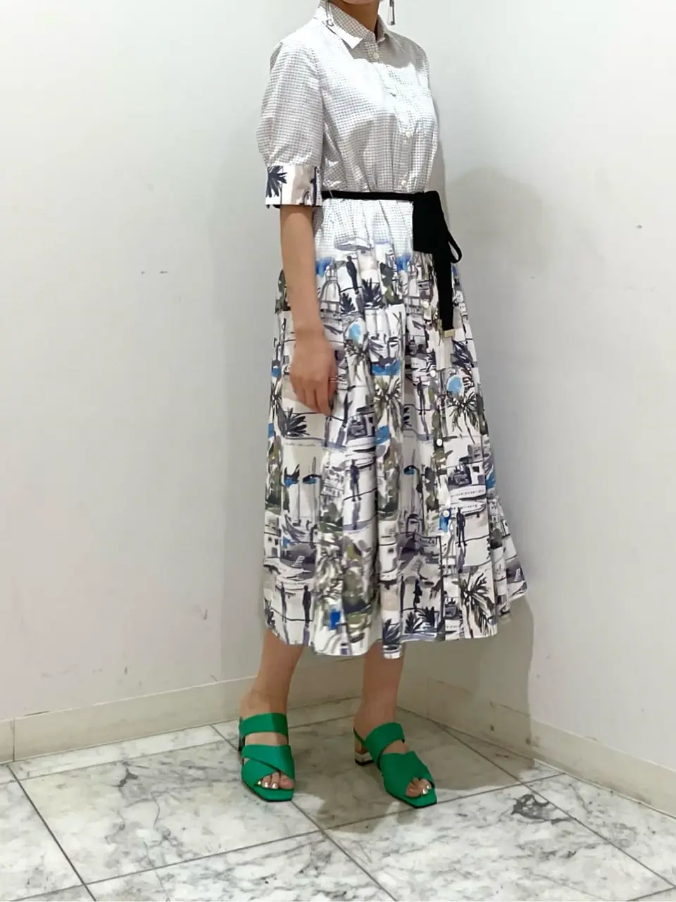 GRACE CONTINENTAL yoshi コーディネート画像