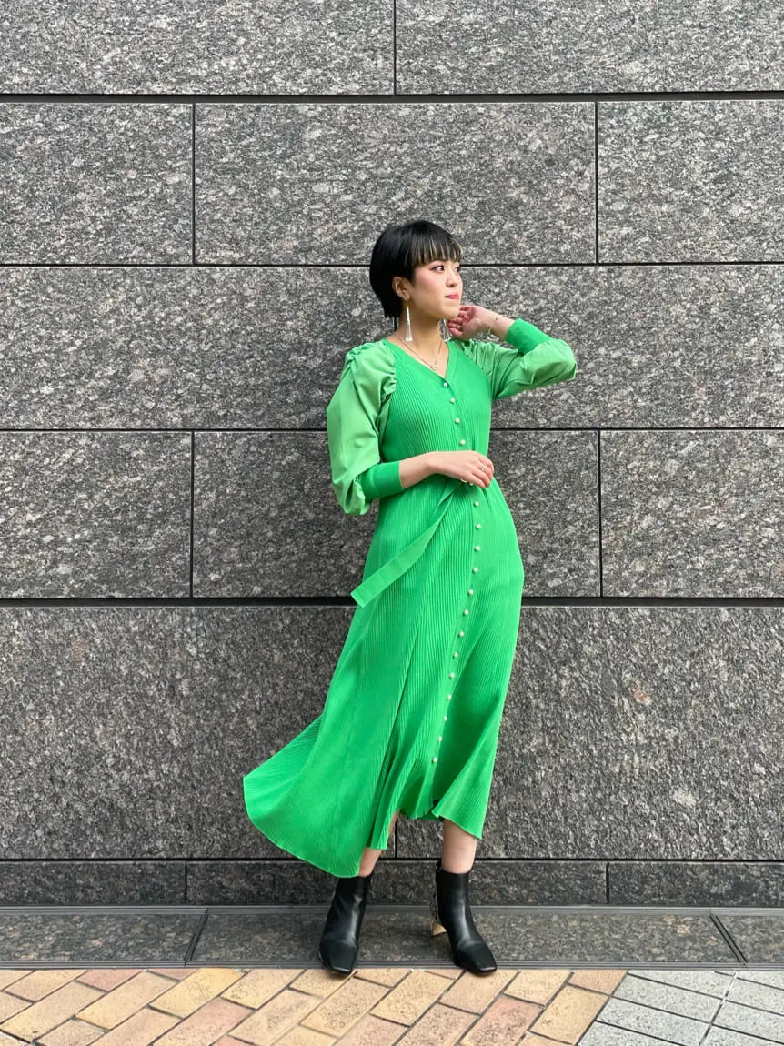 GRACE CONTINENTAL yoshi コーディネート画像