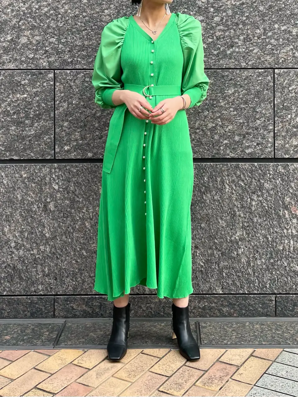 GRACE CONTINENTAL yoshi コーディネート画像