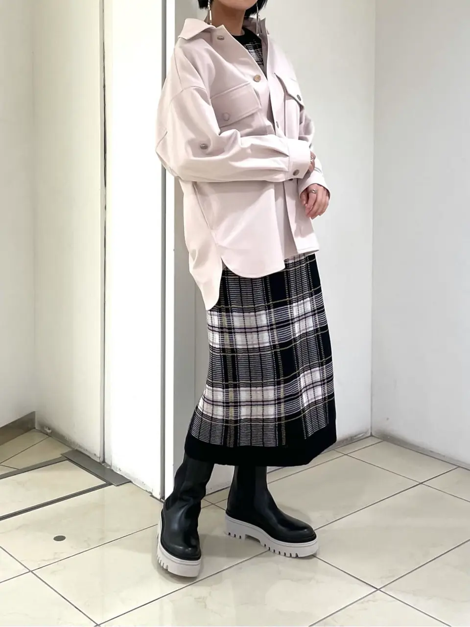 GRACE CONTINENTAL yoshi コーディネート画像