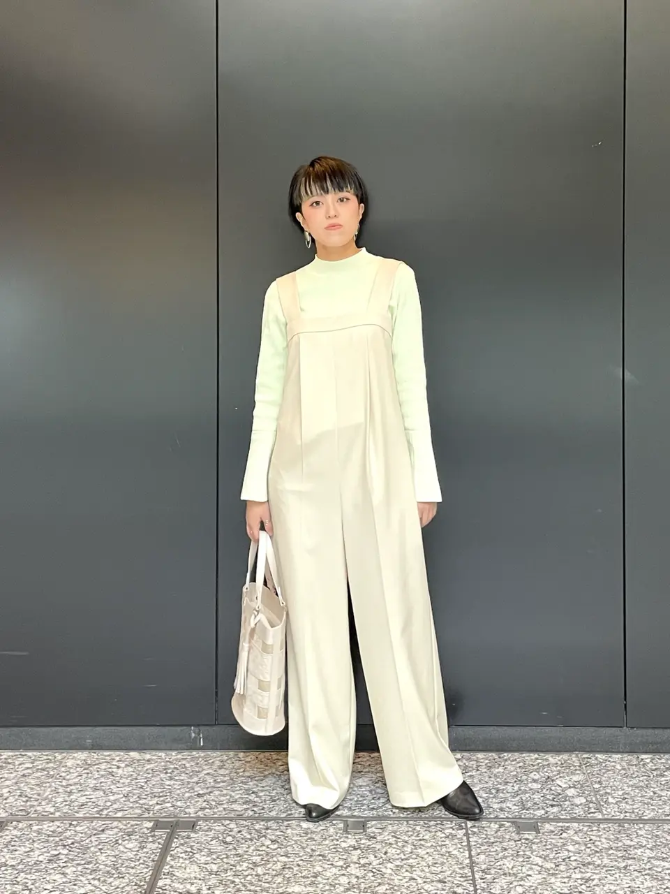 GRACE CONTINENTAL yoshi コーディネート画像