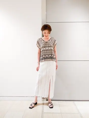 GRACE CONTINENTAL 今野　志保 コーディネート画像