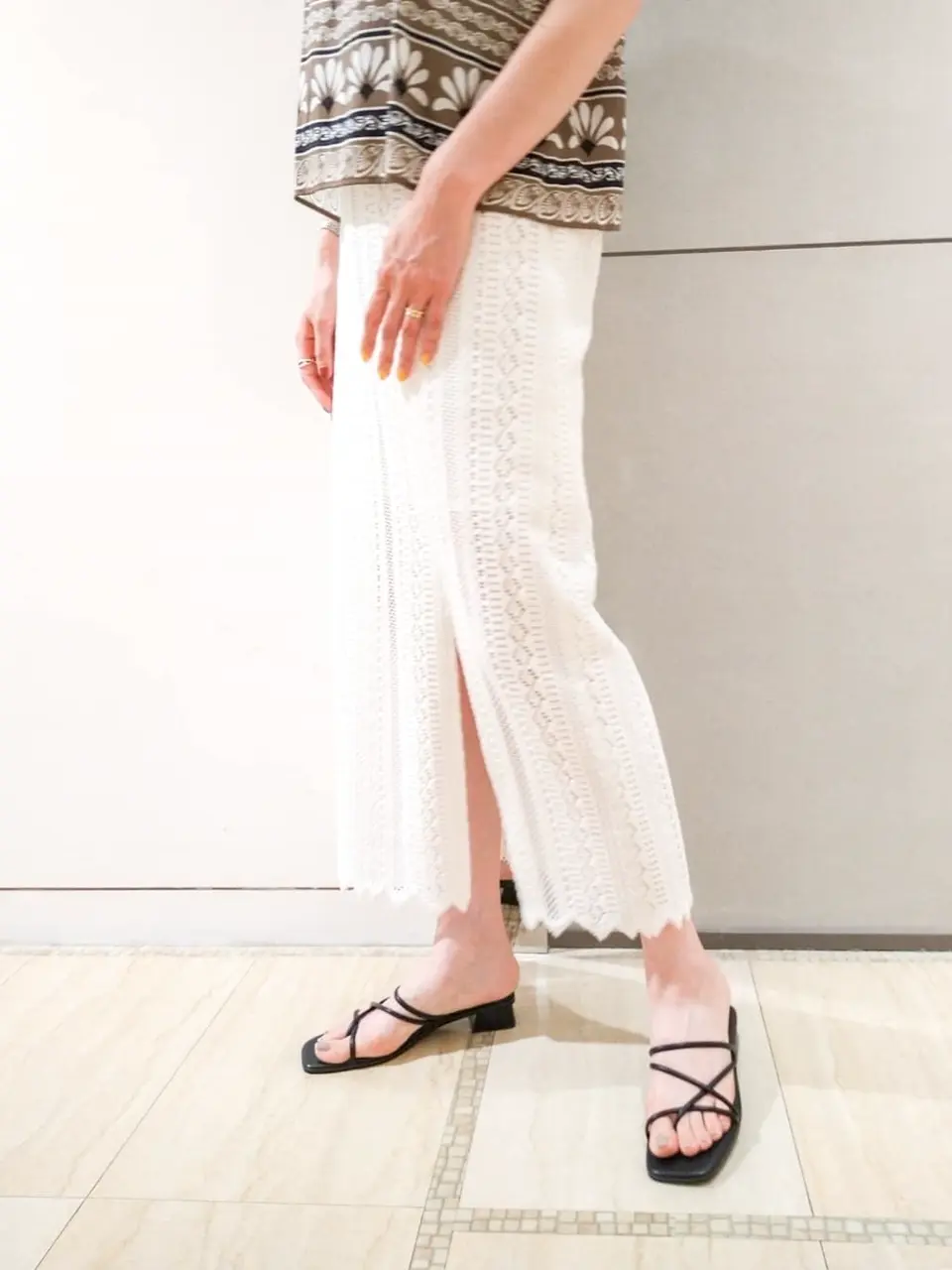 GRACE CONTINENTAL 今野　志保 コーディネート画像