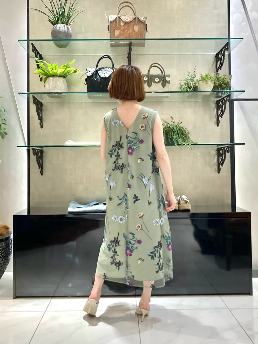 GRACE CONTINENTAL okunaka_desu コーディネート画像