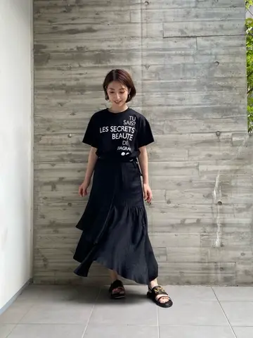 GRACE CONTINENTAL 青木育日 コーディネート画像