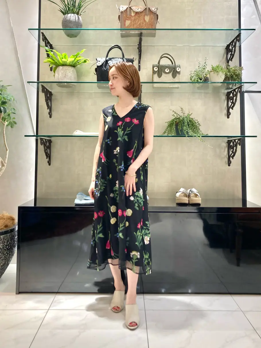 GRACE CONTINENTAL okunaka_desu コーディネート画像