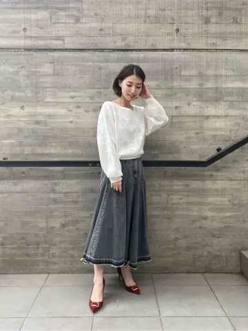 GRACE CONTINENTAL 青木育日 コーディネート画像