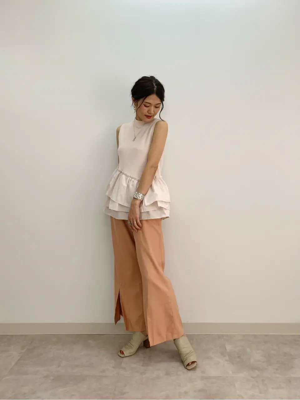 GRACE CONTINENTAL A.Kameyama コーディネート画像