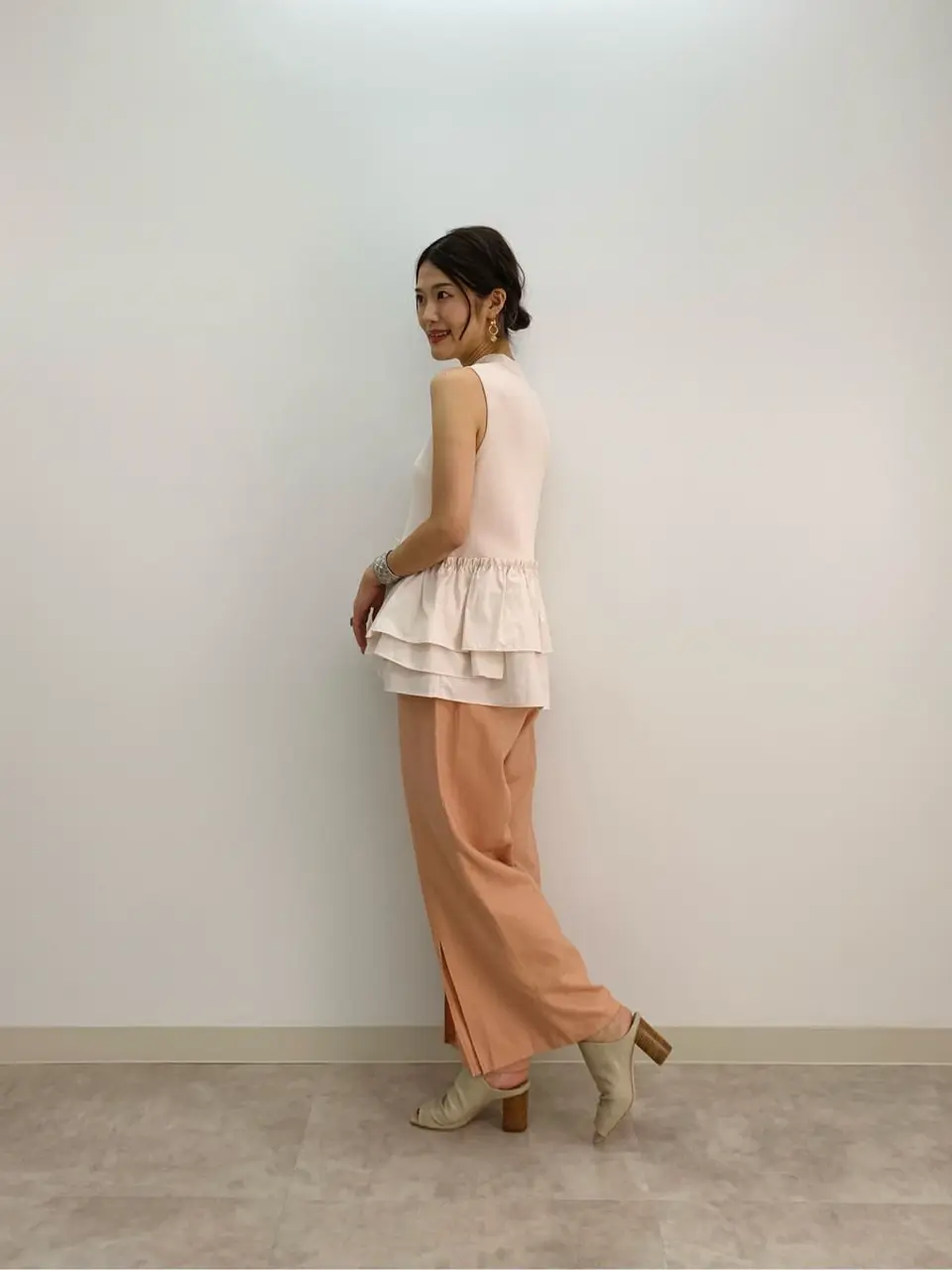 GRACE CONTINENTAL A.Kameyama コーディネート画像