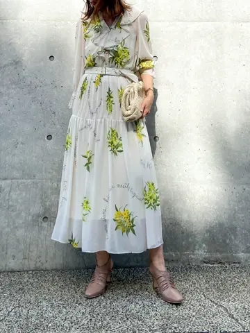 GRACE CONTINENTAL 古川温子 コーディネート画像