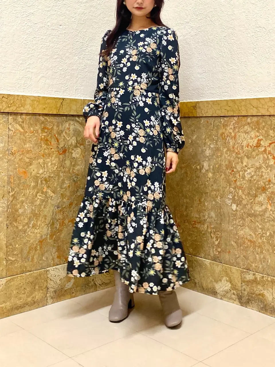 GRACE CONTINENTAL MORITA AI コーディネート画像