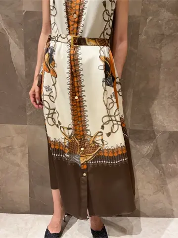 GRACE CONTINENTAL 穐山　香織 コーディネート画像