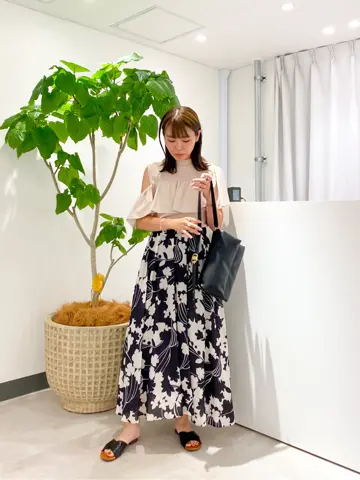 GRACE CONTINENTAL 古川温子 コーディネート画像