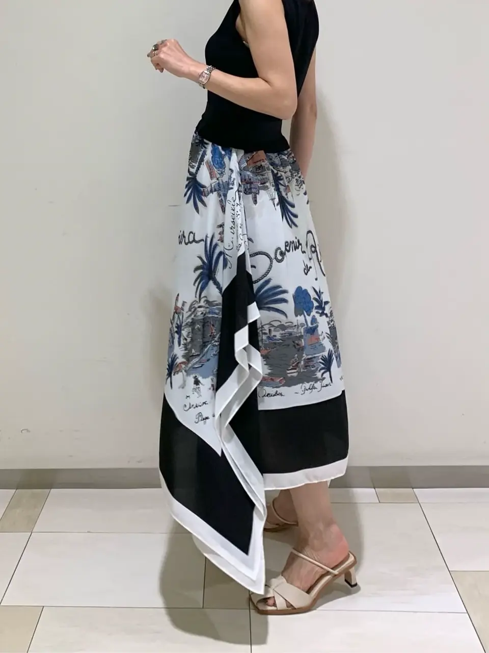 GRACE CONTINENTAL A.Kameyama コーディネート画像