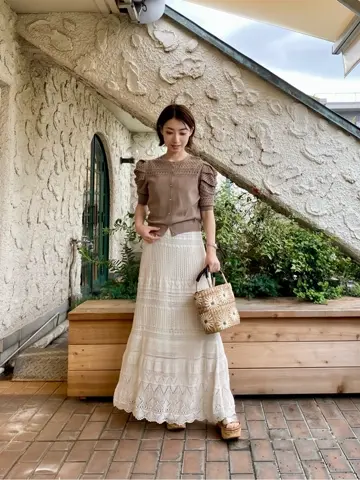 GRACE CONTINENTAL 青木育日 コーディネート画像