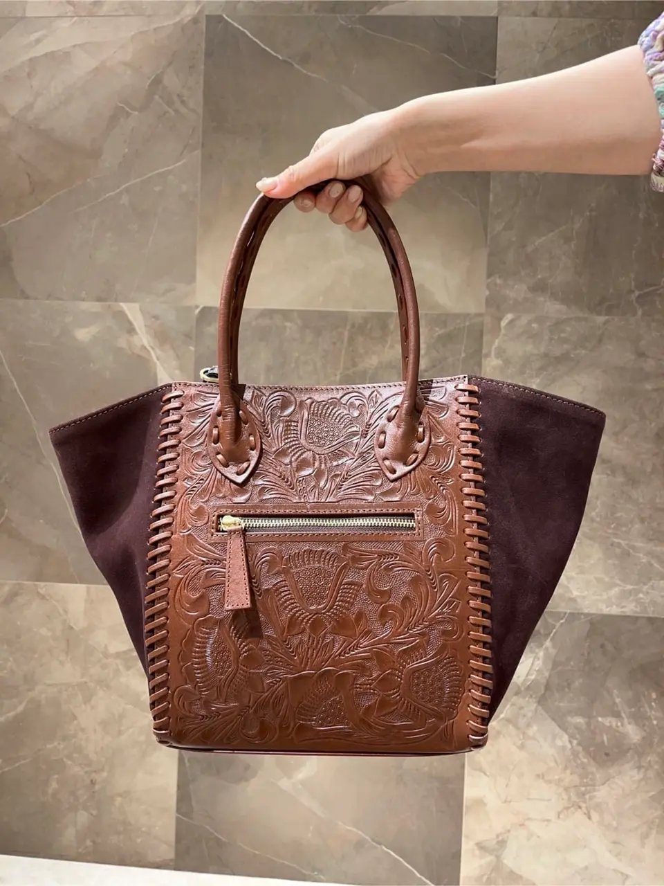 GRACE CONTINENTAL 穐山　香織 コーディネート画像