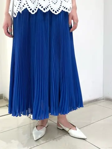 GRACE CONTINENTAL yoshi コーディネート画像