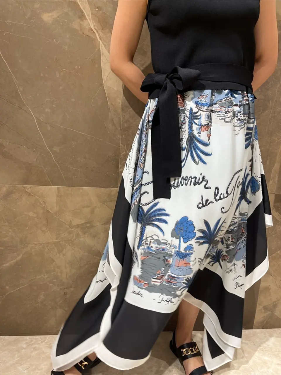 GRACE CONTINENTAL 穐山　香織 コーディネート画像