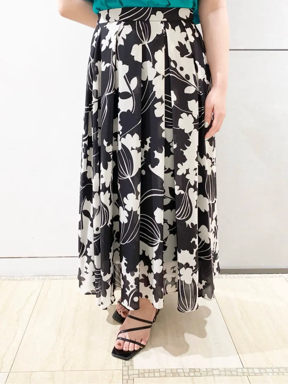 GRACE CONTINENTAL くまさか コーディネート画像