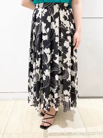 GRACE CONTINENTAL くまさか コーディネート画像