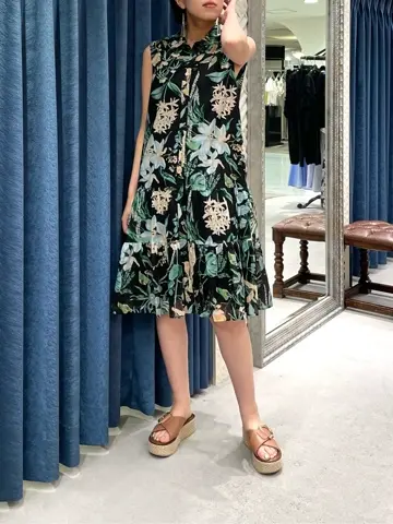 GRACE CONTINENTAL yoshi コーディネート画像