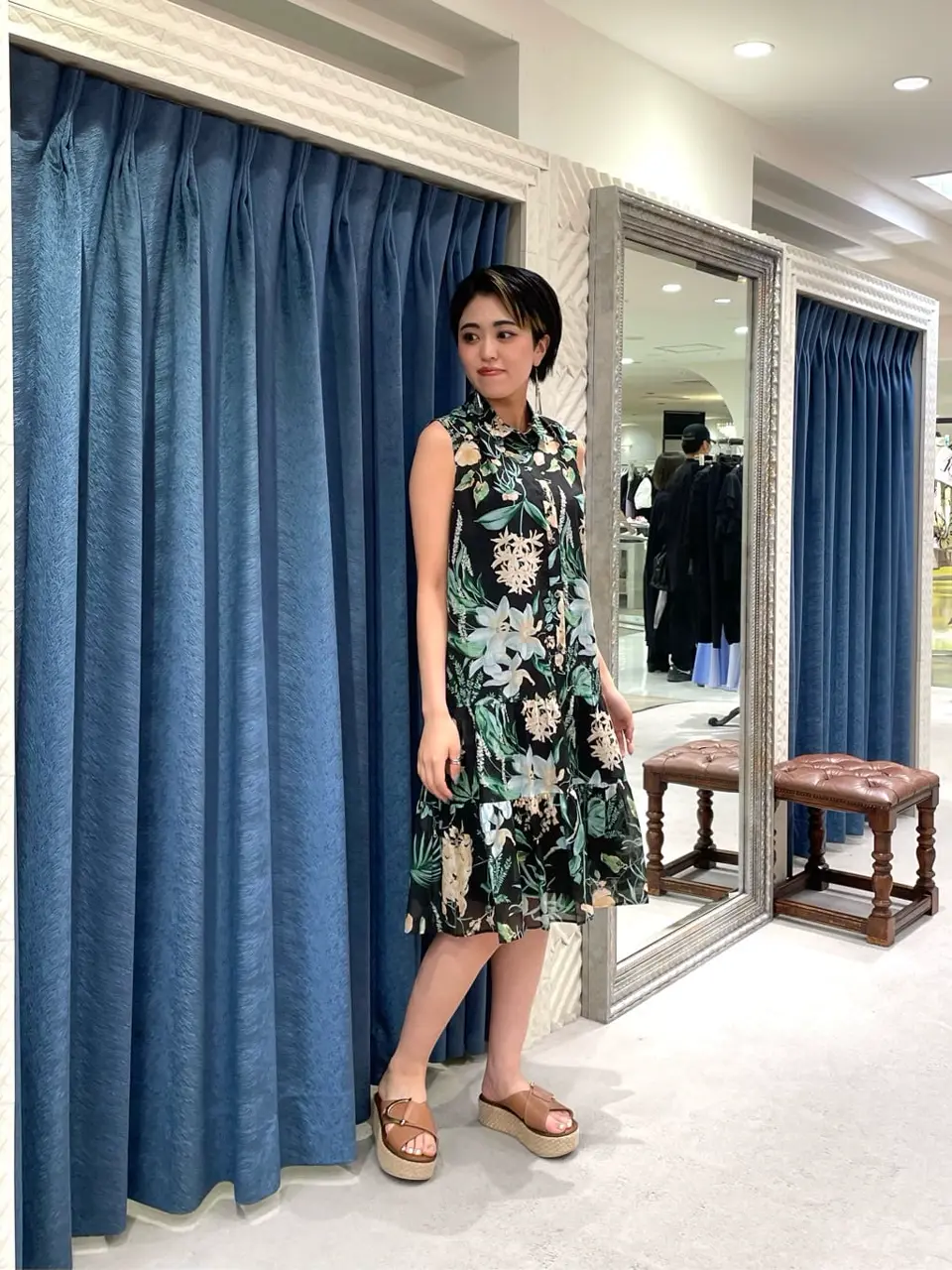 GRACE CONTINENTAL yoshi コーディネート画像