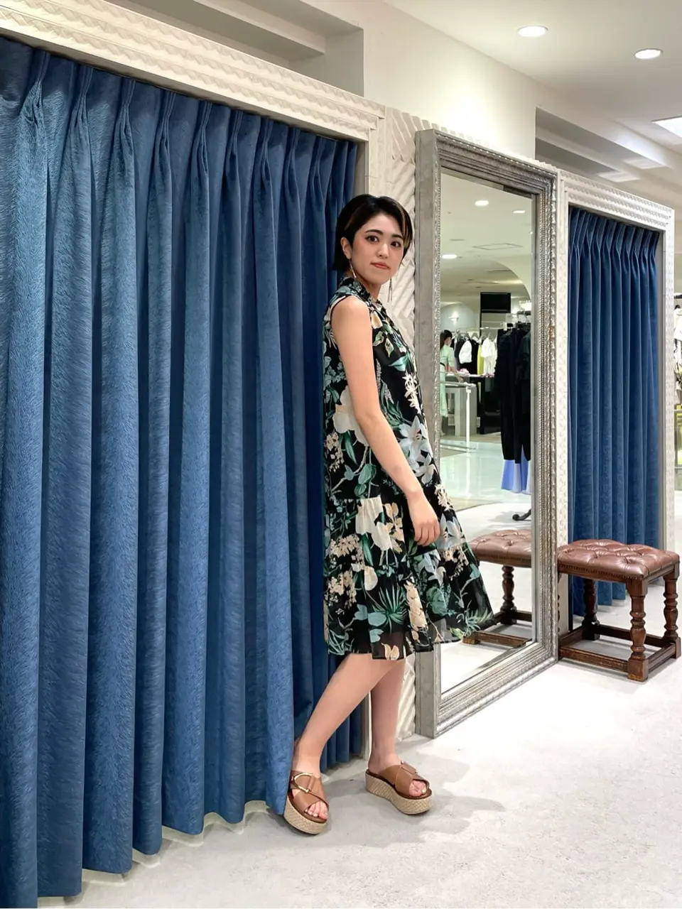 GRACE CONTINENTAL yoshi コーディネート画像