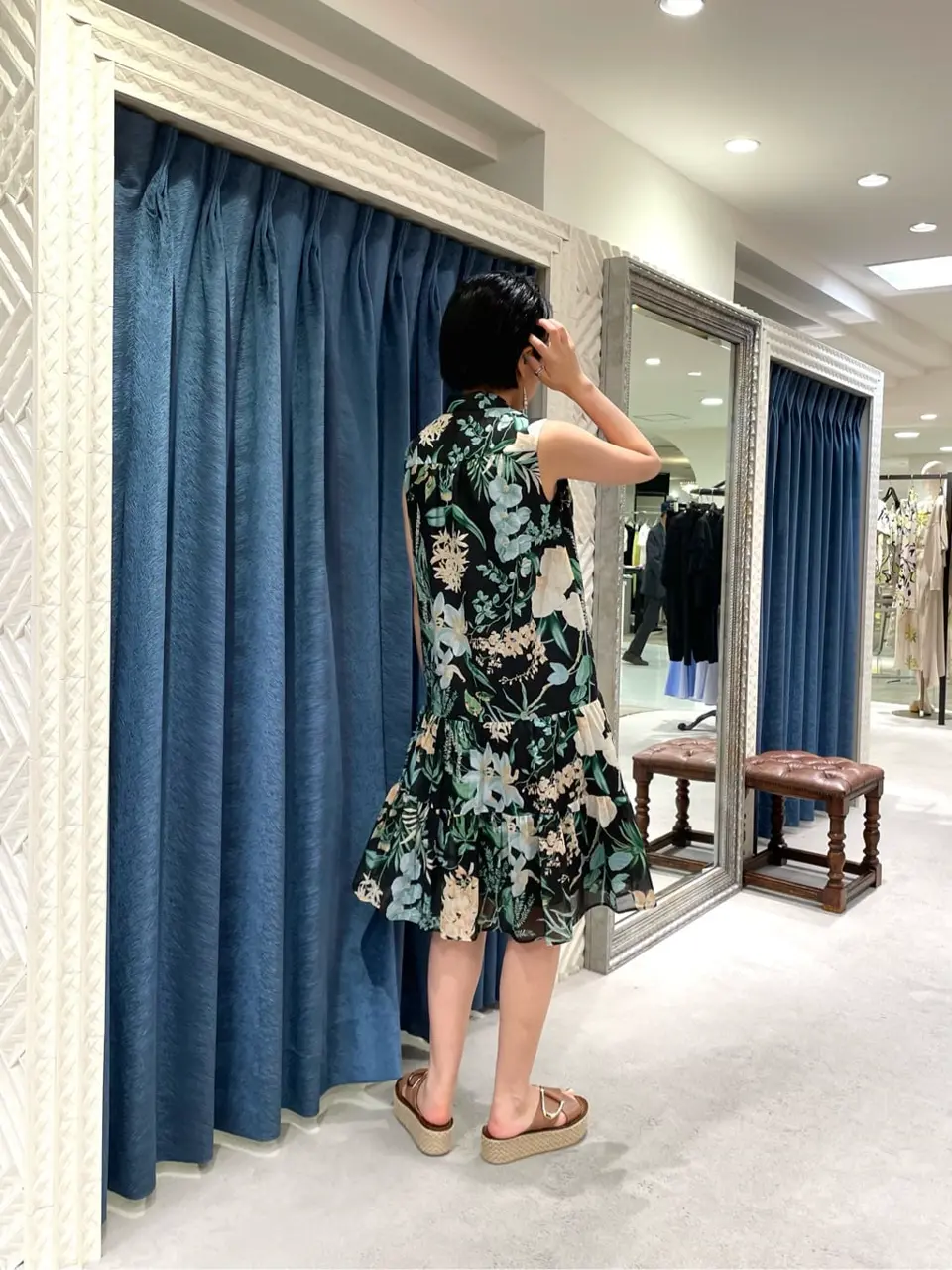 GRACE CONTINENTAL yoshi コーディネート画像