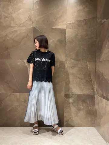 GRACE CONTINENTAL 穐山　香織 コーディネート画像