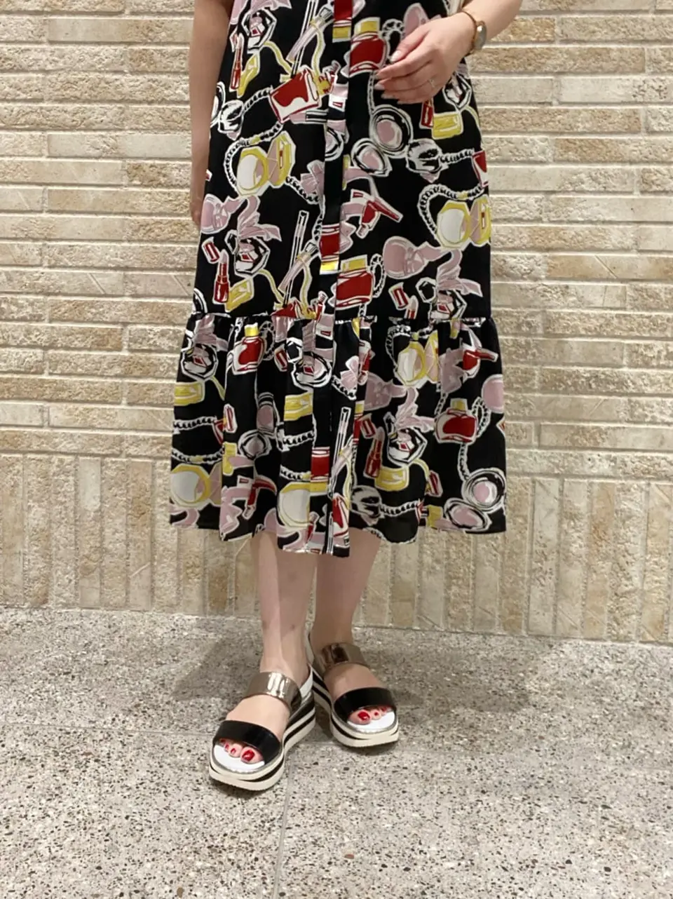 GRACE CONTINENTAL MOMOKO コーディネート画像