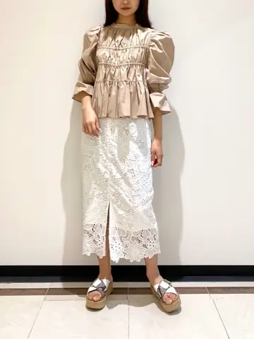 GRACE CONTINENTAL MORITA AI コーディネート画像