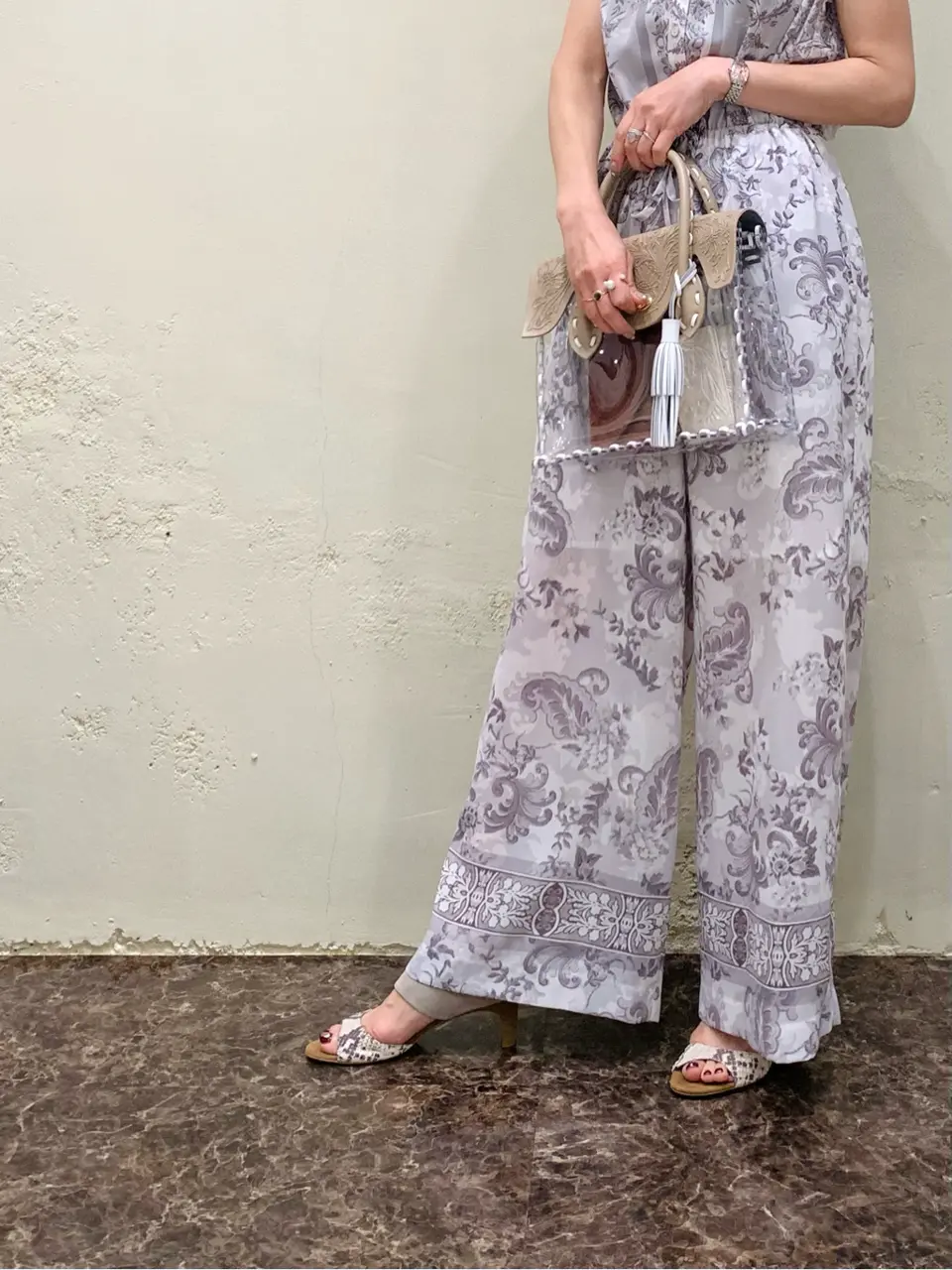 GRACE CONTINENTAL A.Kameyama コーディネート画像