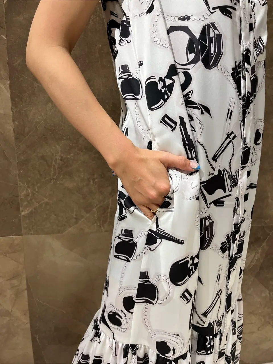 GRACE CONTINENTAL 穐山　香織 コーディネート画像