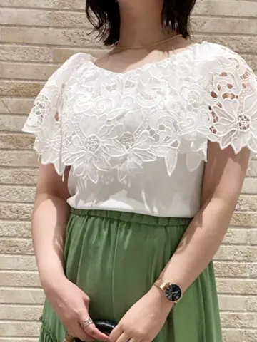 GRACE CONTINENTAL MOMOKO コーディネート画像