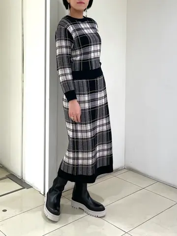 GRACE CONTINENTAL yoshi コーディネート画像